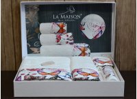 Подарочный набор полотенец La Maison с парфюмом - Aster (Turkey), 3 штуки